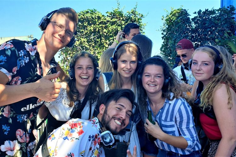 thuisfeestje_silent